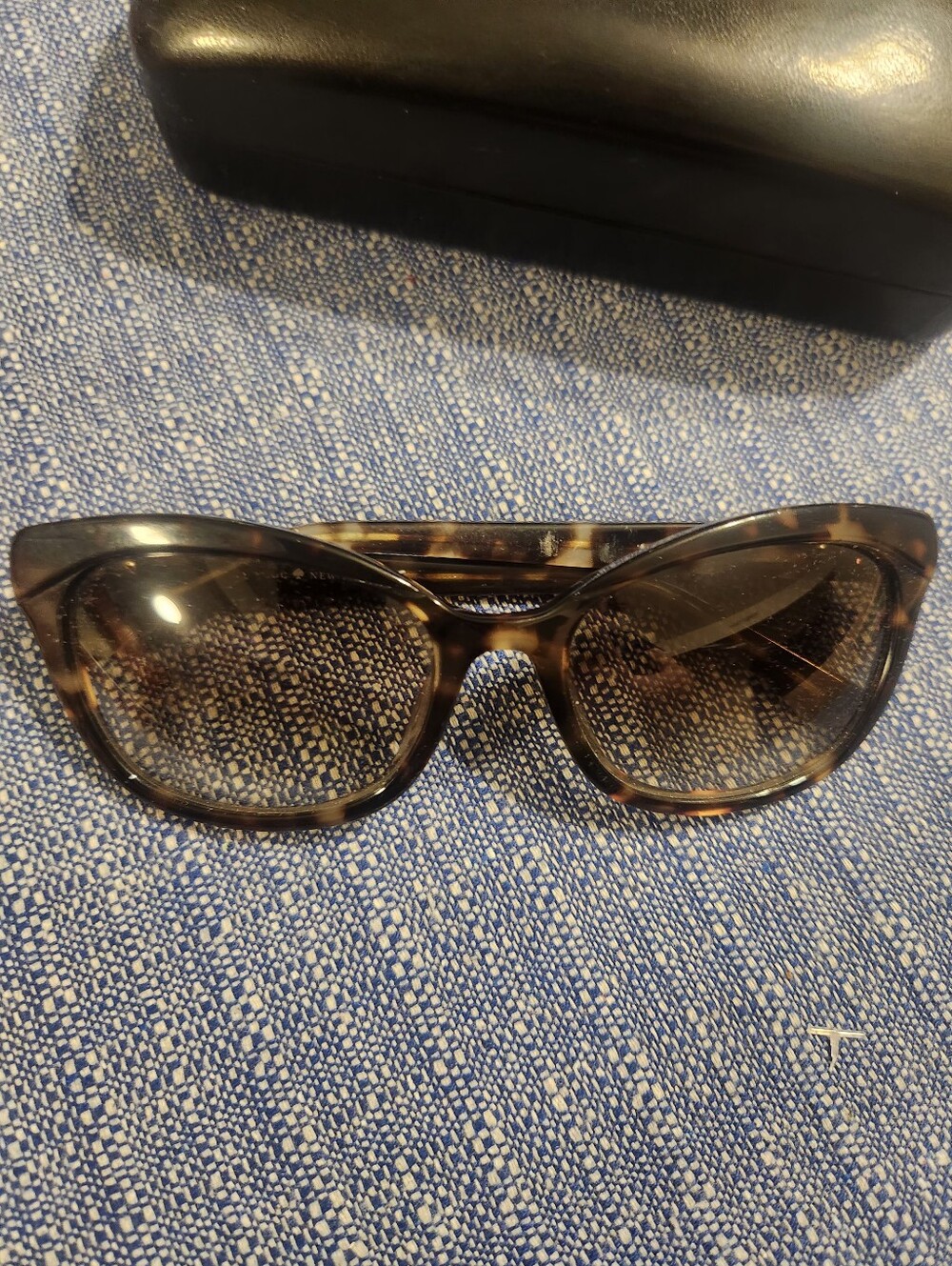 kate spade Tortoiseshell Cat Eye Sunglasses with Gradient Gray Lenses - Picture 3 of 8